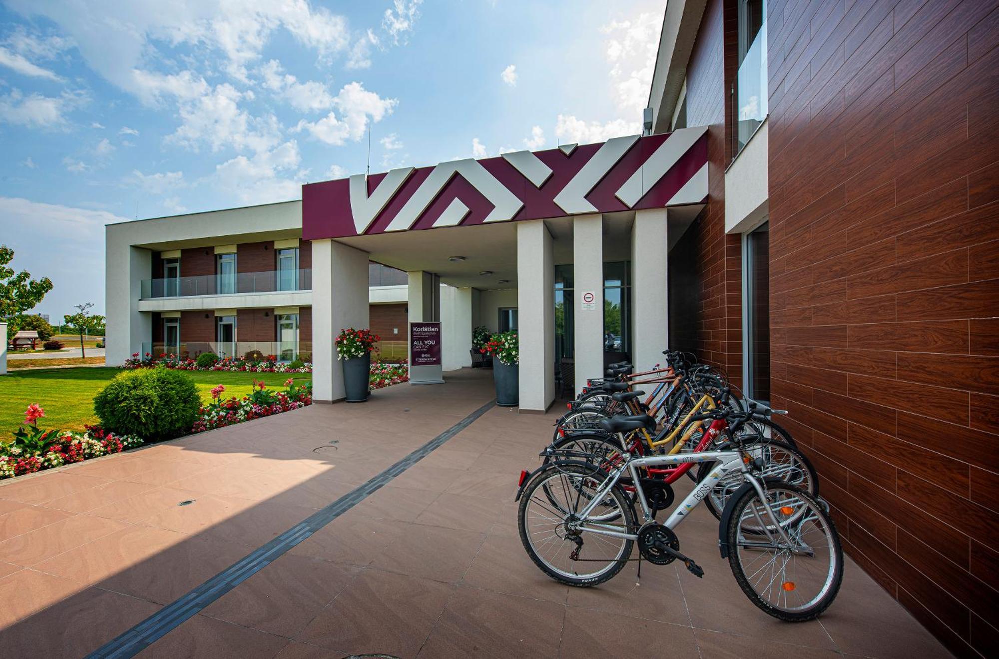 Outlet Hotel Polgár Exteriör bild