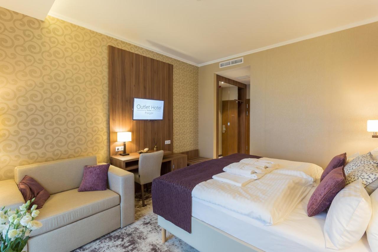 Outlet Hotel Polgár Exteriör bild